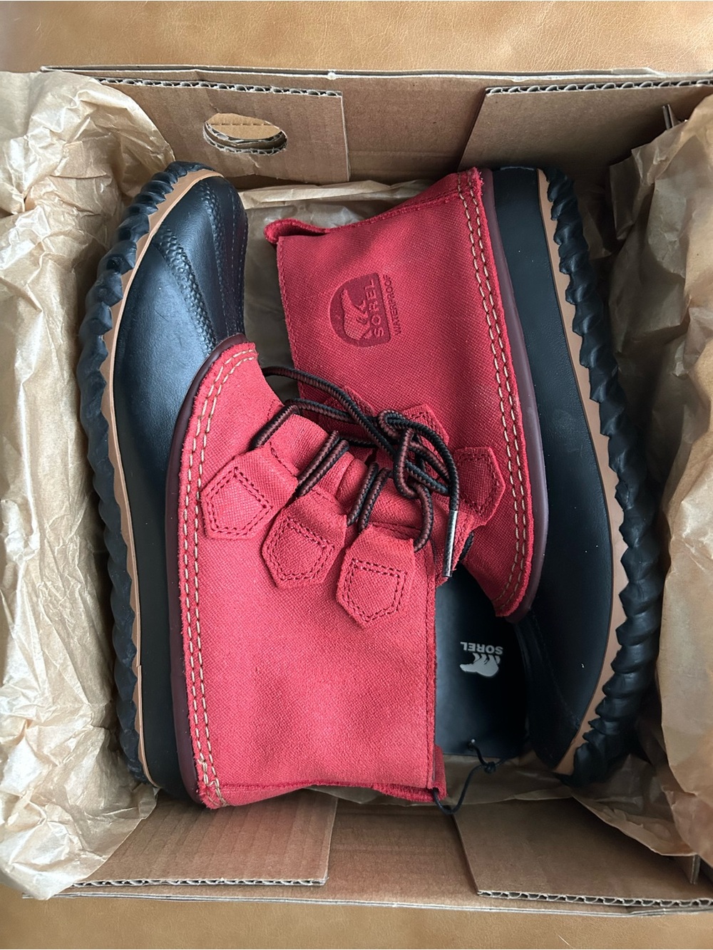 NIB Sorel Women’s Red Waterproof Boots